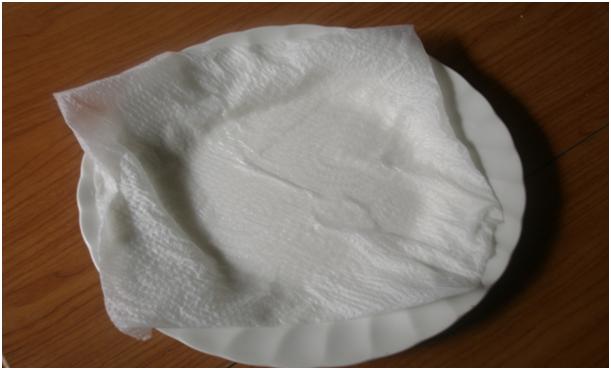 Técnica del plato y servilleta mojada. Técnica del plato y servilleta húmeda.