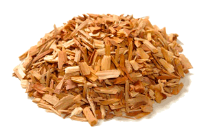 Madera triturada como compost Es importante utilizar solamente maderas de chopos, olmos,robles y nunca coníferas por su contenido en resina
